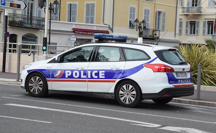 policiers viol prostituee